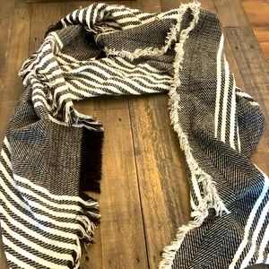 Large soft black and white scarf